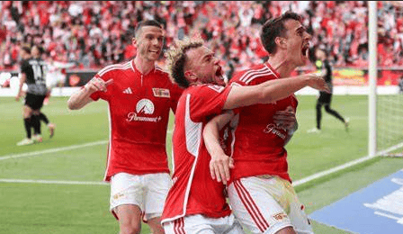 九洲官网-关于法兰克福清晨回应争议今夜上海海港主帅复盘，今晨费耶诺德止住颓势——德甲节点到来直接炸裂的信息