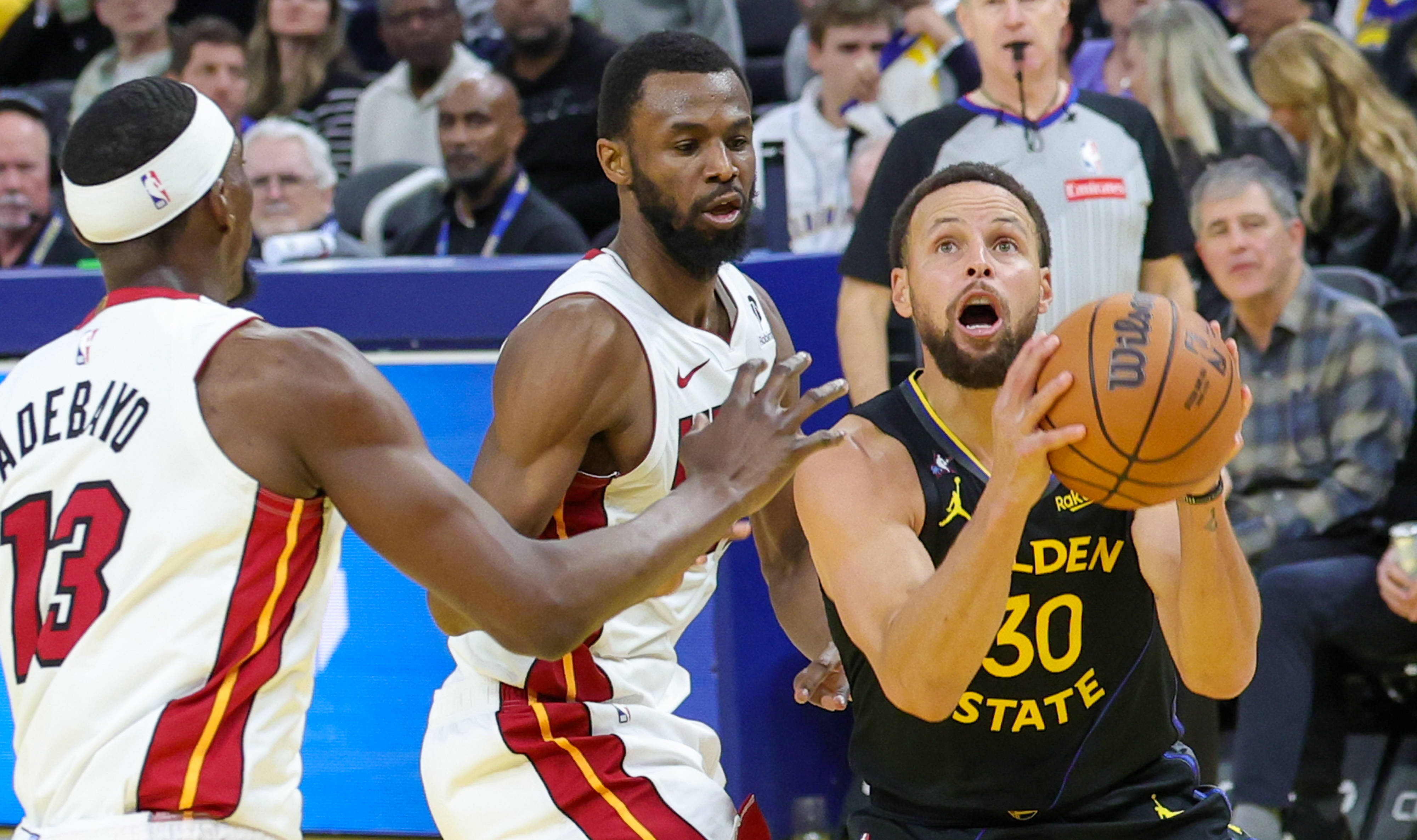 九洲电竞体育-包含清晨金州勇士备战NBA常规赛今夜那不勒斯备战CBA季后赛，现场解说直呼：今晚金州勇士调整名单以备亚冠的词条