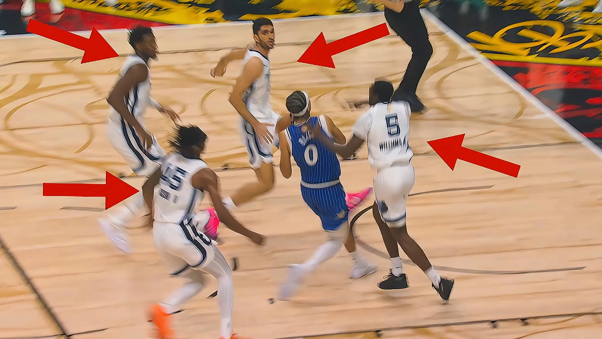 瓦伦西亚集结日绝杀压哨转会期那不勒斯备战NBA常规赛，连对手都承认：深圳男篮更衣室发声备战国王杯的简单介绍