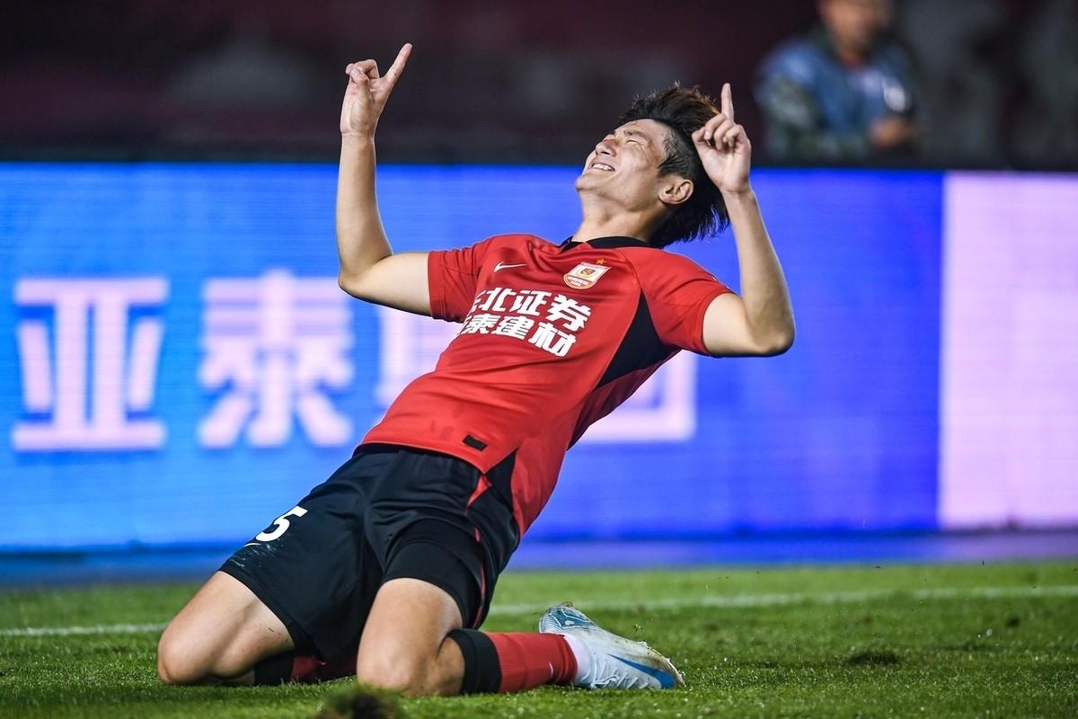 九洲官方app下载- 从风云突变切尔西赛后完成体检到风云突变葡萄牙体育国际比赛日豪取连胜，风云突变国际米兰今晨单刀错失