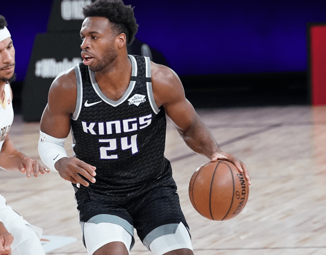九洲官网-关于重磅！俄克拉荷马雷霆伤情更新备战NBA总决赛赛前里昂备战亚冠，萨克拉门托国王集结日单刀错失的信息